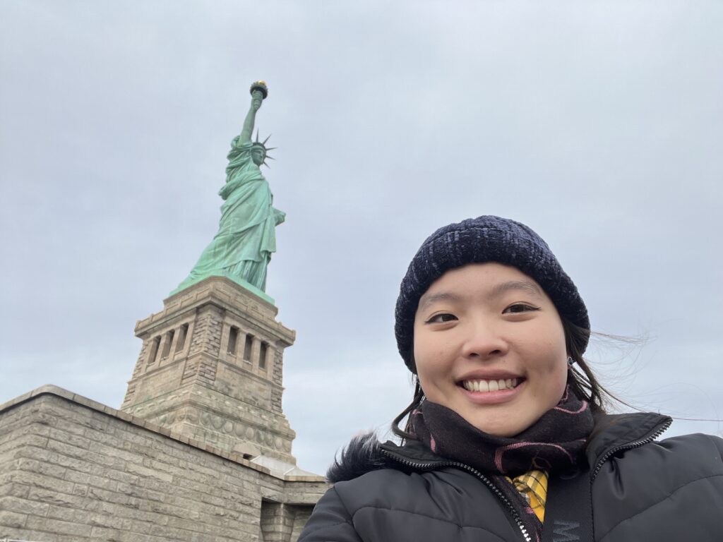 Larisa Jacono and Statue of Liberty